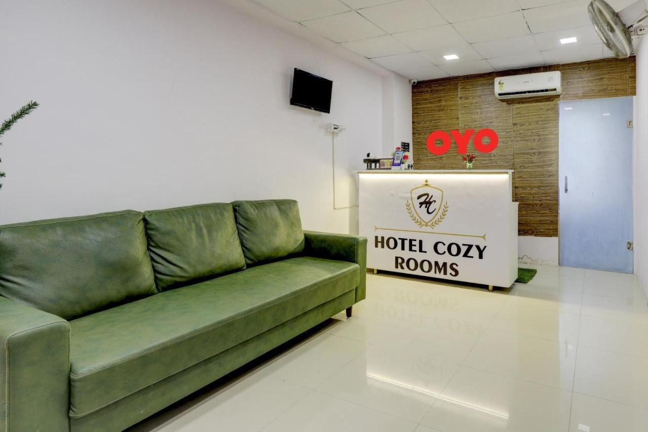 Hotel O Cozy Rooms Surat Dış mekan fotoğraf
